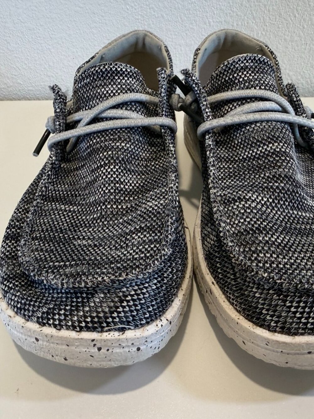 Hey Dude Women's size 7